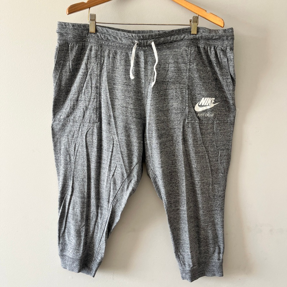Nike Gym Vintage Capri Jogger Pants Sporty Grey 2X Drawstring Pockets
